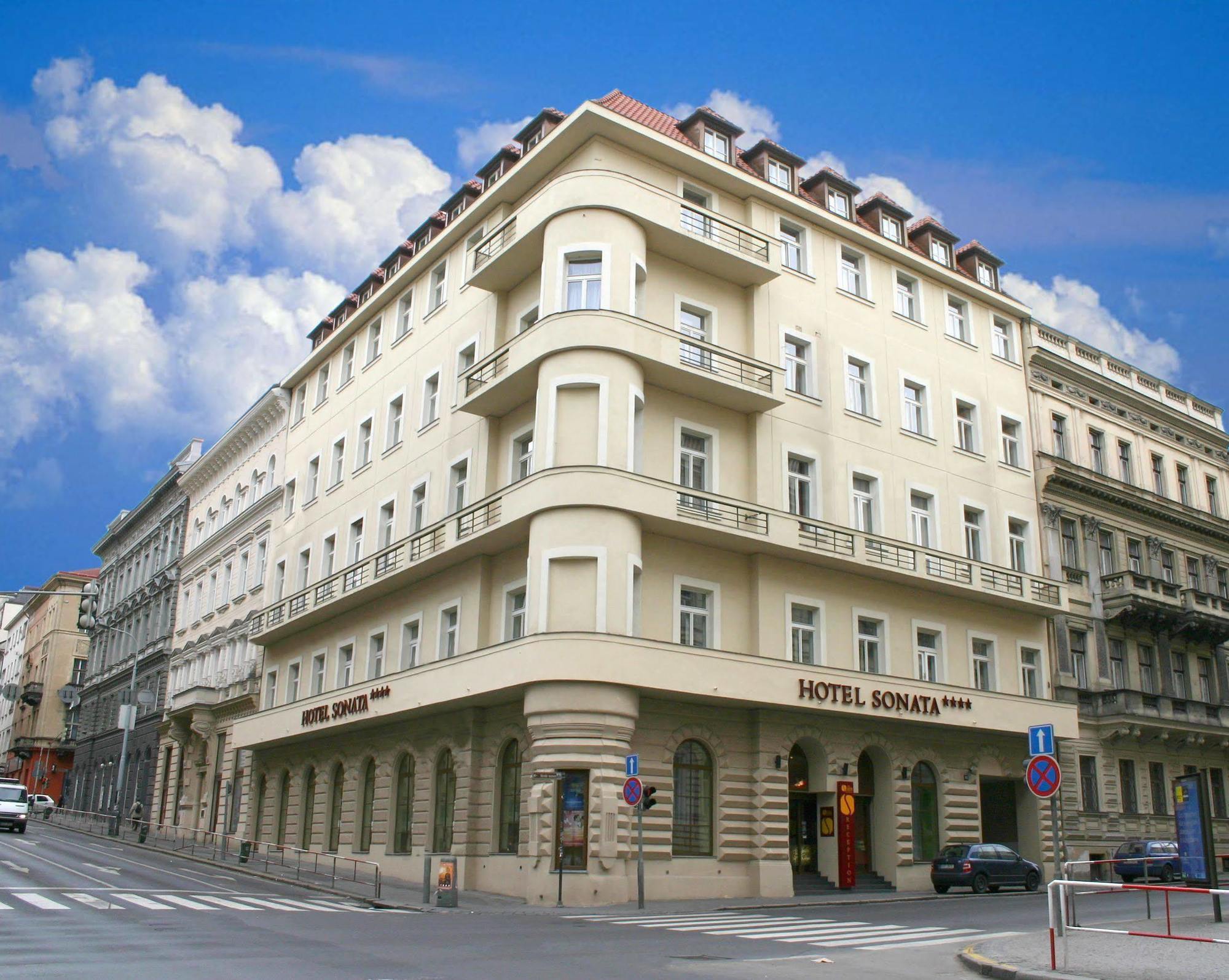 Ea Sonata Prag